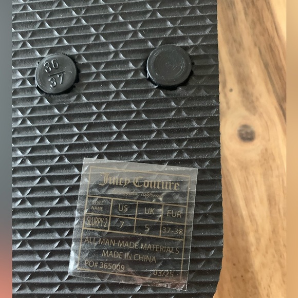 Juicy Couture black cherry flip flops flats sandals shoes NWT size 7 - Picture 5 of 8